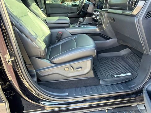 Used 2025 Ford F150 Lariat w/ Equipment Group 501A Mid image 13