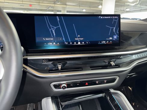 Certified 2025 BMW X6 xDrive40i image 26