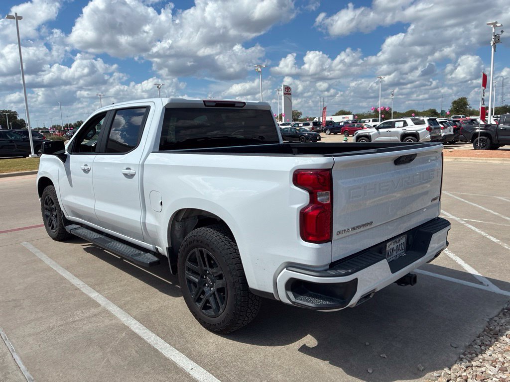 Used 2023 Chevrolet Silverado 1500 RST w/ Z71 Off-Road Package AWD/4WD image 3