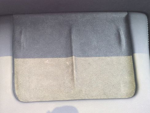 Used 2023 Tesla Model 3 Standard Range image 23