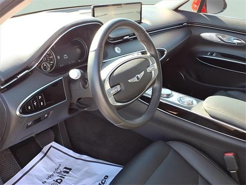Used 2025 Genesis GV70 2.5T image 8