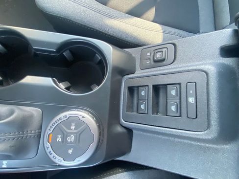 New 2025 Ford Bronco Big Bend image 17