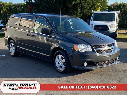 Used 2012 Dodge Grand Caravan Crew image 7