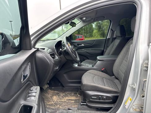 Used 2022 Chevrolet Equinox LT AWD/4WD image 8