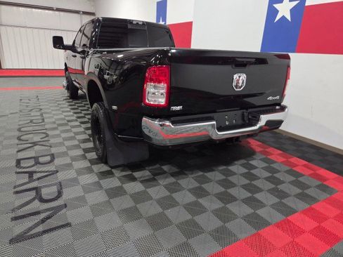 Used 2024 RAM 3500 Tradesman w/ Chrome Appearance Group AWD/4WD image 11