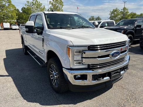 Certified 2019 Ford F350 Lariat w/ Lariat Ultimate Package AWD/4WD image 3