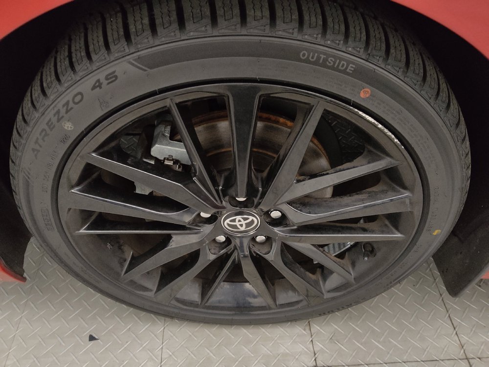 Used 2023 Toyota Camry XSE FWD image 31