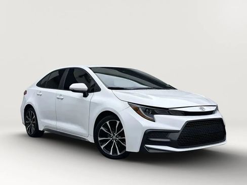 Used 2020 Toyota Corolla SE w/ Carpet Mat Package (TMS) FWD image 3