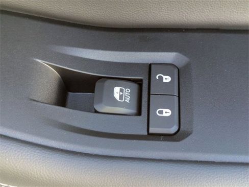 New 2025 Jeep Grand Cherokee Laredo image 43