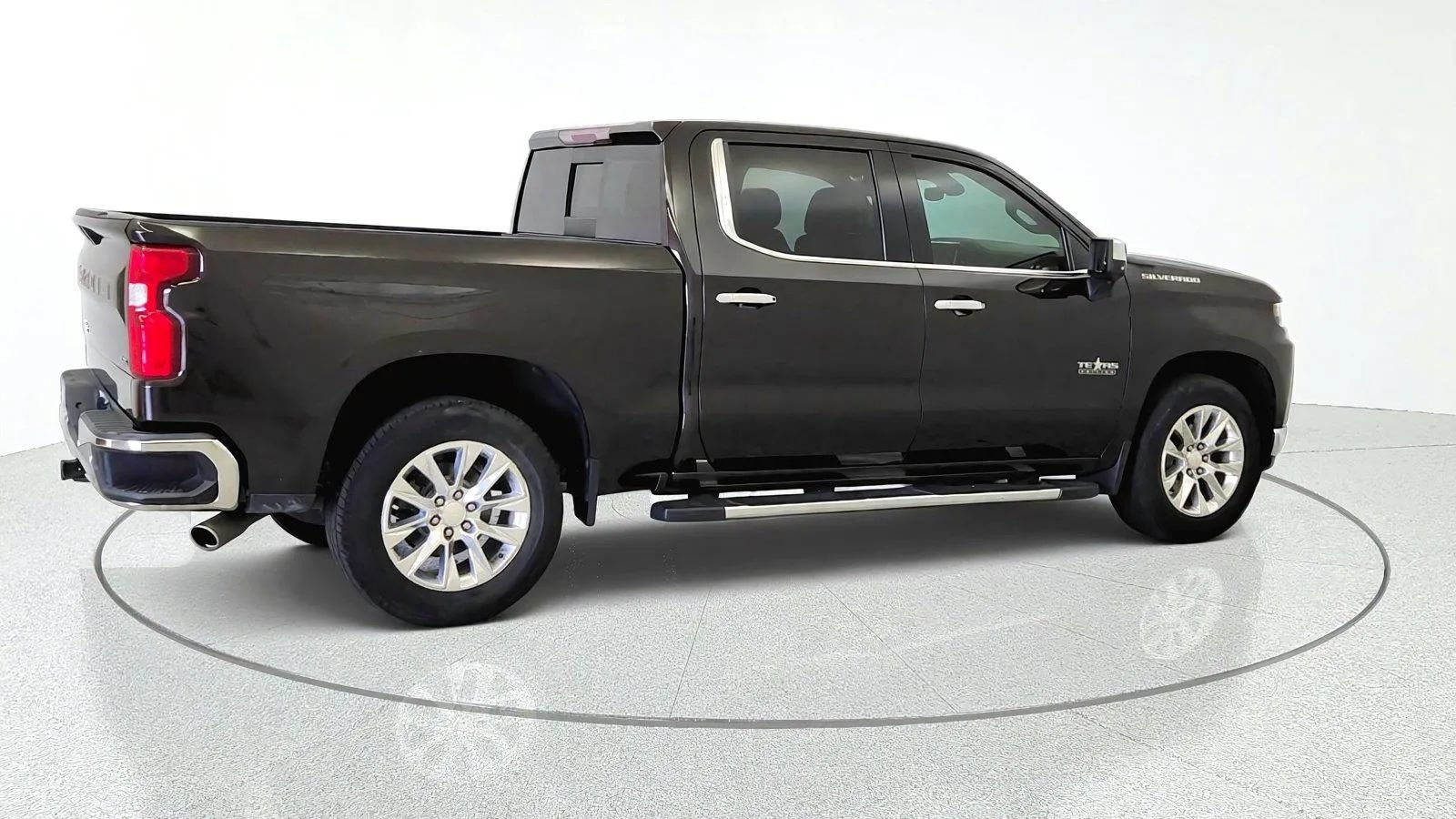 Used 2019 Chevrolet Silverado 1500 LTZ w/ LTZ Texas Edition RWD image 9