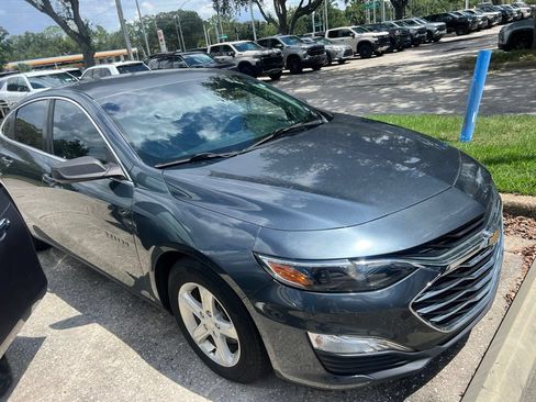 Used 2019 Chevrolet Malibu LS FWD image 2