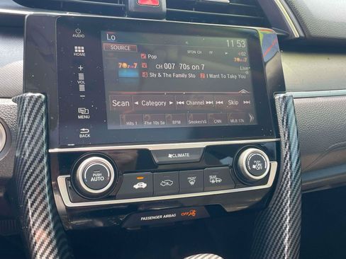 Used 2018 Honda Civic EX image 16