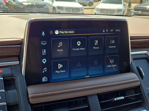 Used 2023 Chevrolet Tahoe High Country AWD/4WD image 19