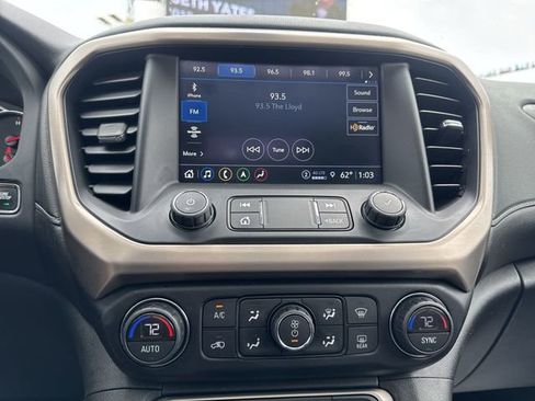 Used 2021 GMC Acadia Denali w/ Denali Technology Package FWD image 22