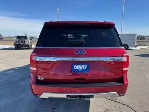 Certified 2021 Ford Expedition Max XLT image 7
