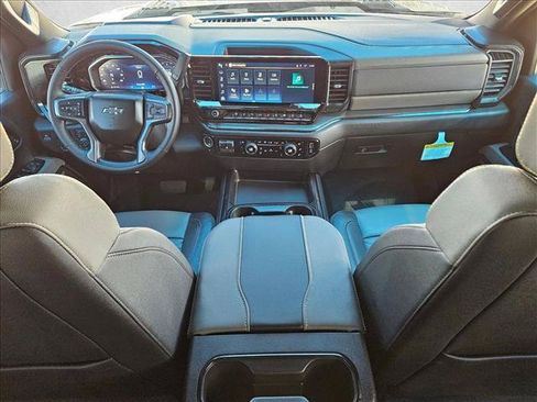 New 2026 Chevrolet Silverado 2500 ZR2 AWD/4WD image 15