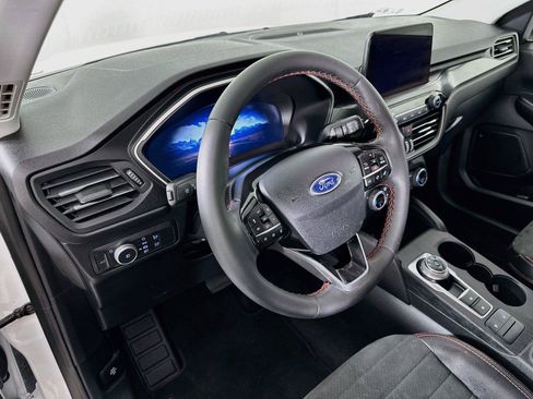 Used 2021 Ford Escape SEL w/ SEL Stealth AWD Package image 25