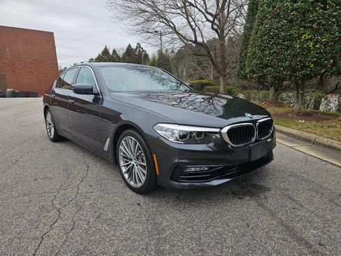 Used 2018 BMW 530i xDrive image 7