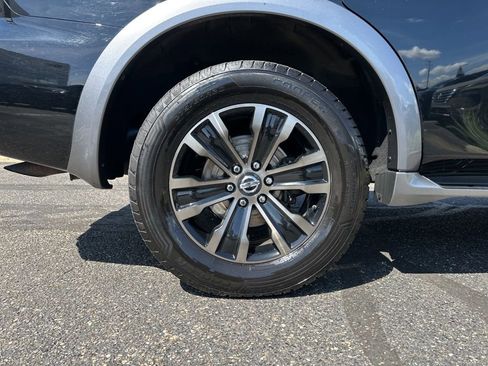 Used 2017 Nissan Armada Platinum w/ Captain Seat Package image 22