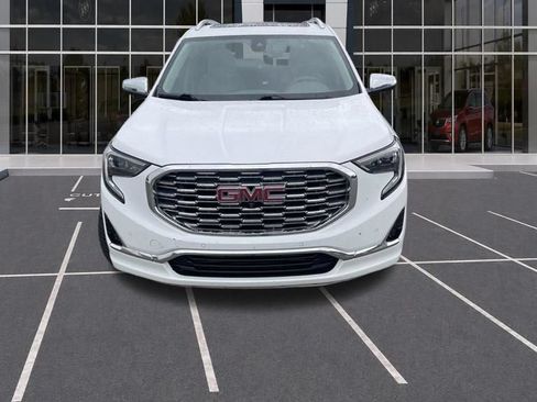 Used 2020 GMC Terrain Denali w/ Denali Premium Package AWD/4WD image 13