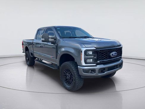 Used 2024 Ford F250 XLT w/ XLT Premium Package AWD/4WD image 3