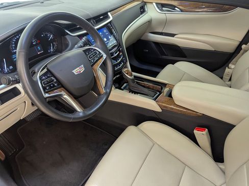 Used 2018 Cadillac XTS Luxury w/ Driver Awareness Package image 4