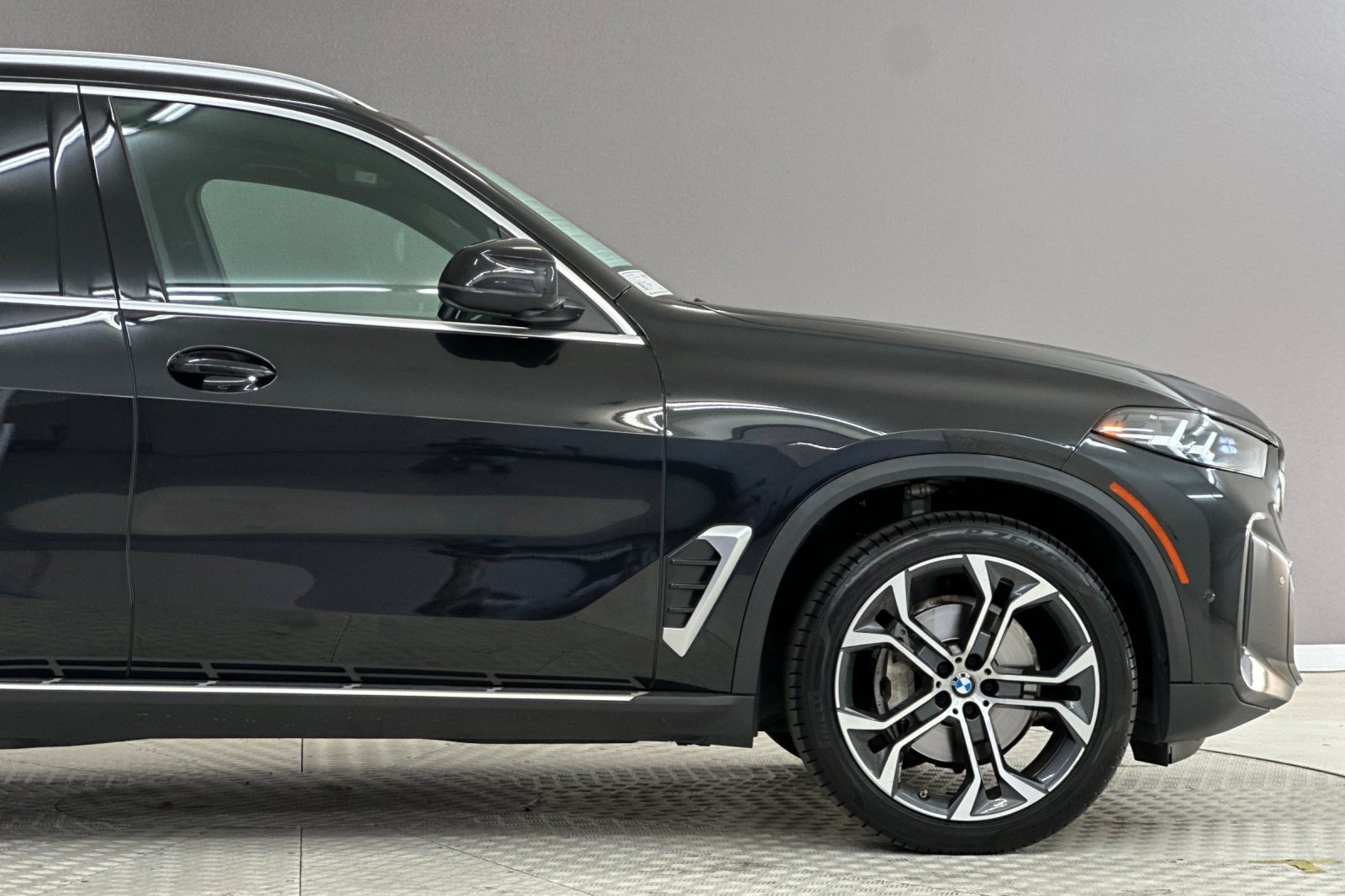 Used 2024 BMW X5 xDrive40i AWD/4WD image 35