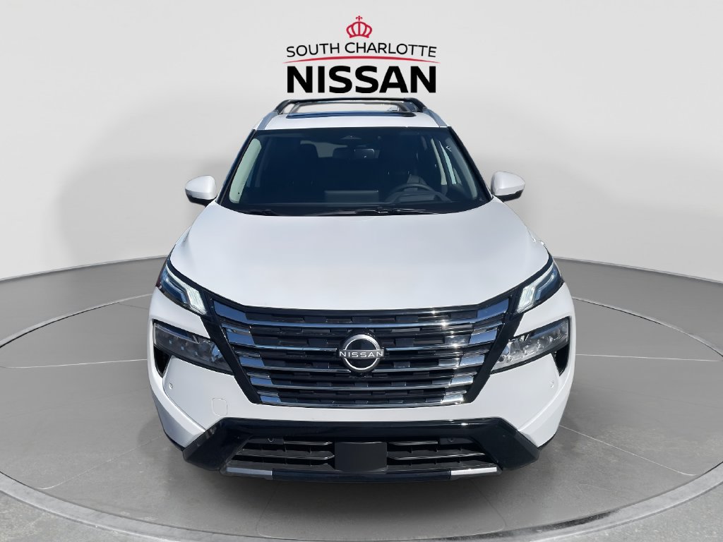 Used 2026 Nissan Rogue Platinum w/ Platinum Premium Package AWD/4WD image 2