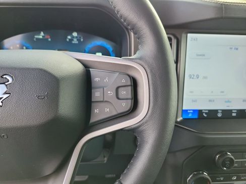 New 2025 Ford Bronco Badlands w/ Sasquatch Package image 24