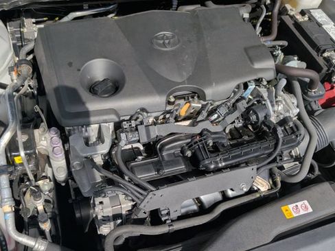 Used 2024 Toyota Camry SE w/ Convenience Package FWD image 34