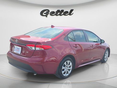 Used 2026 Toyota Corolla LE FWD image 5