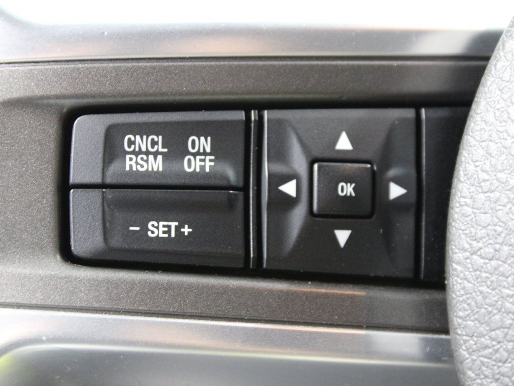 Used 2013 Ford Mustang GT Premium w/ Security Pkg RWD image 40