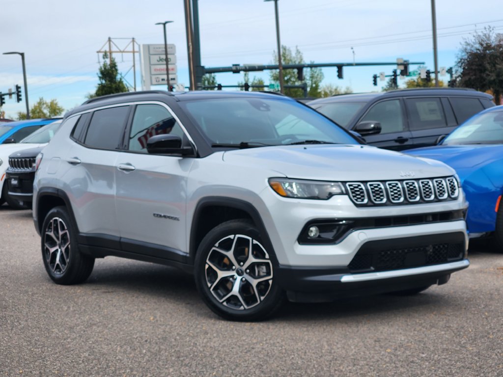 Used 2025 Jeep Compass Limited AWD/4WD image 1