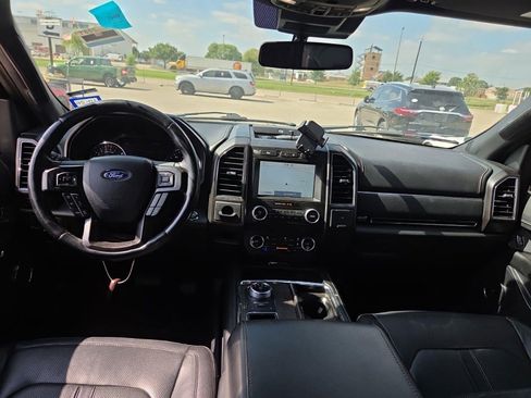 Used 2020 Ford Expedition Max Limited w/ Equipment Group 301A RWD image 4