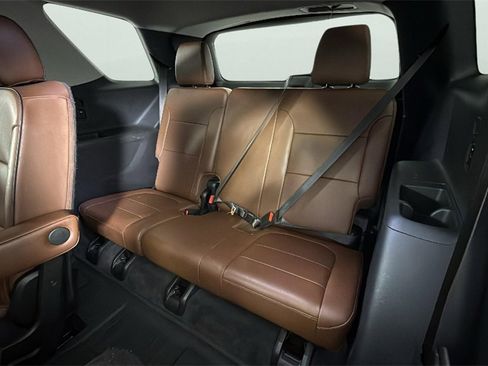 Used 2021 Chevrolet Traverse High Country w/ LPO, 'HIT The Road' Package image 33