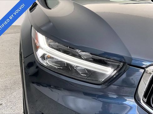 Used 2021 Volvo XC40 T4 Momentum w/ Protection Package Premier FWD image 31