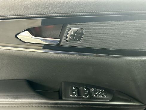 Used 2023 Lincoln Nautilus Reserve w/ Class II Trailer Tow Package image 11