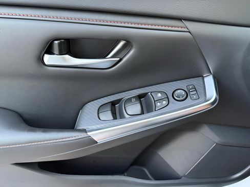 New 2025 Nissan Sentra SR image 20
