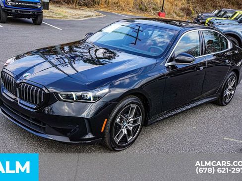 Used 2026 BMW 530i xDrive image 15