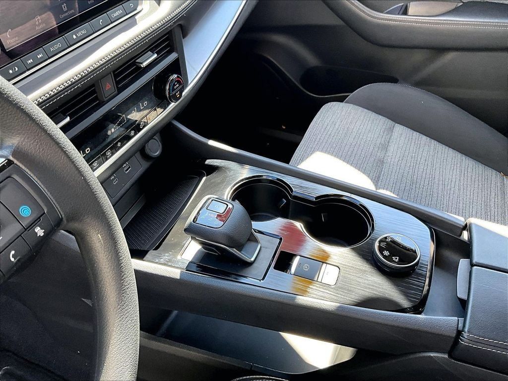 Certified 2023 Nissan Rogue SV AWD/4WD image 20