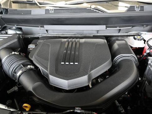 New 2026 Chevrolet Traverse LT w/ LPO, Floor Liner Package image 27