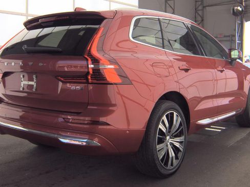 Used 2023 Volvo XC60 B5 Plus w/ Climate Package AWD/4WD image 2