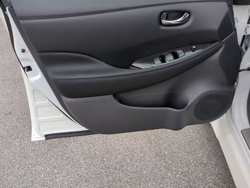 New 2024 Nissan Leaf SV Plus image 11