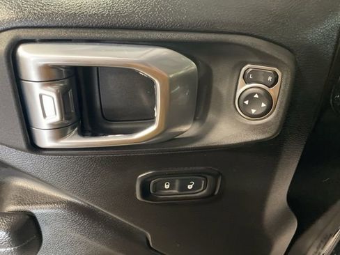 Used 2023 Jeep Wrangler Rubicon w/ Cold Weather Group image 12