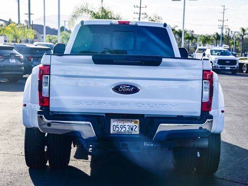 Used 2019 Ford F350 Lariat w/ Lariat Ultimate Package image 5