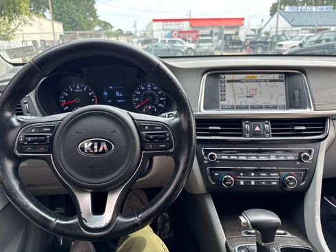 Used 2016 Kia Optima EX w/ Premium Package image 22