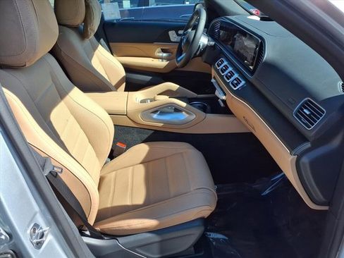 New 2026 Mercedes-Benz GLS 580 GLS 580 image 15