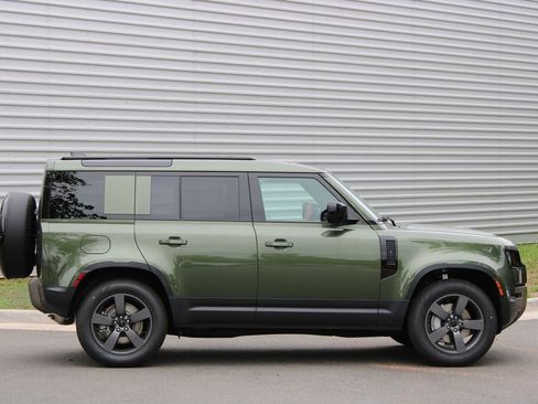 New 2026 Land Rover Defender 110 S AWD/4WD image 3