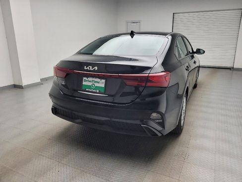 Used 2023 Kia Forte LX FWD image 7