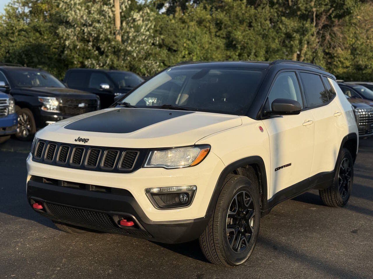 Used 2020 Jeep Compass Trailhawk AWD/4WD image 1